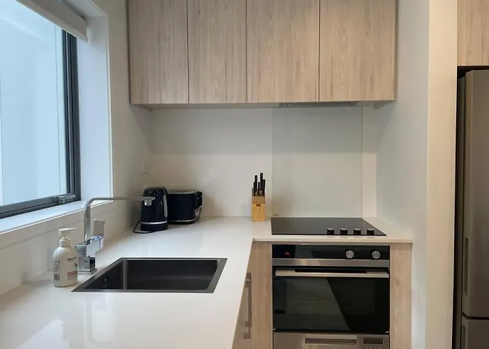 Parkside Retreat - 3 Beds -Sleeps 6 Near Westfield